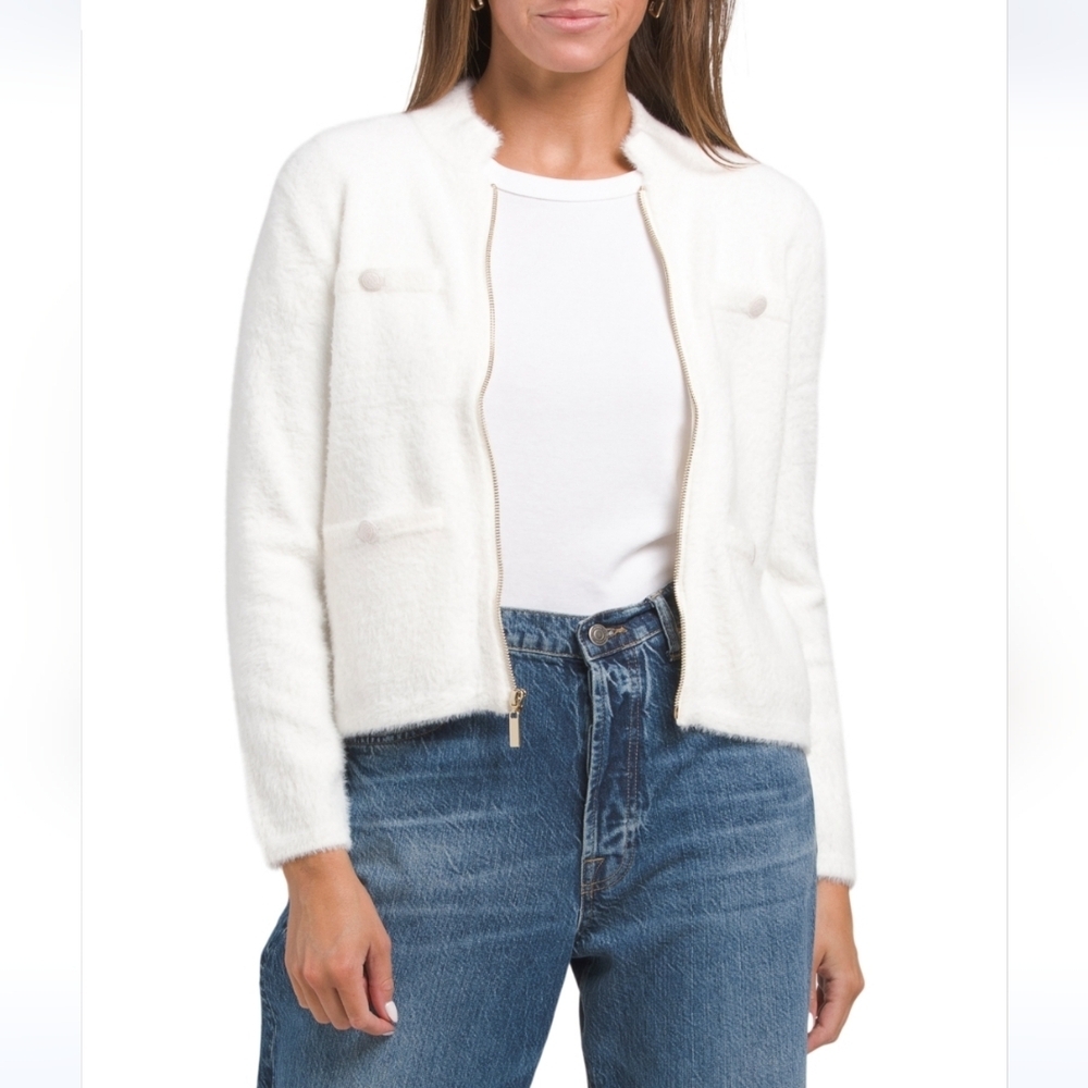 Adrienne Vittadini Women's Long Sleeve Cropped Cardigan Sweater